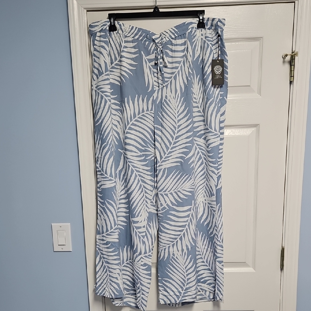 Vince Camuto Wide Leg Lightweight Elastic Waist Pants: Lake Breeze Print: 2X‎